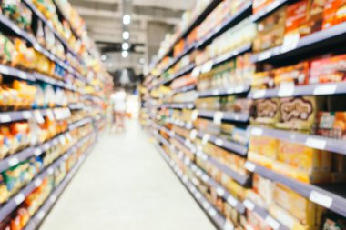 Soyut bulanıklık ve süpermarkette alışveriş bölümü s defocused