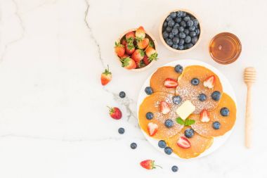 Sağlıklı kahvaltı seti