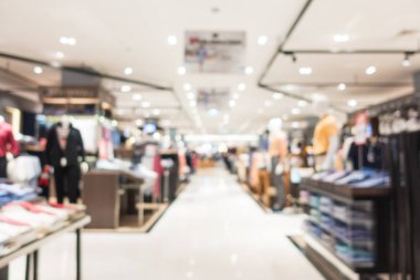 Arkaplan için mağaza içindeki soyut bulanıklık ve odaklanmış alışveriş merkezleri