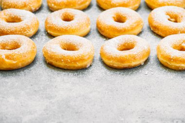 Şekerli tatlı birçok çörek ile