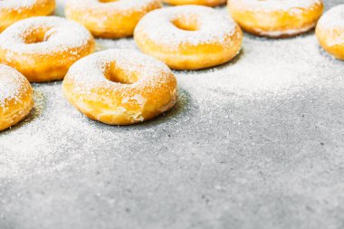 Şekerli tatlı birçok çörek ile