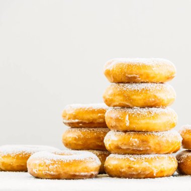 Şekerli tatlı birçok çörek ile