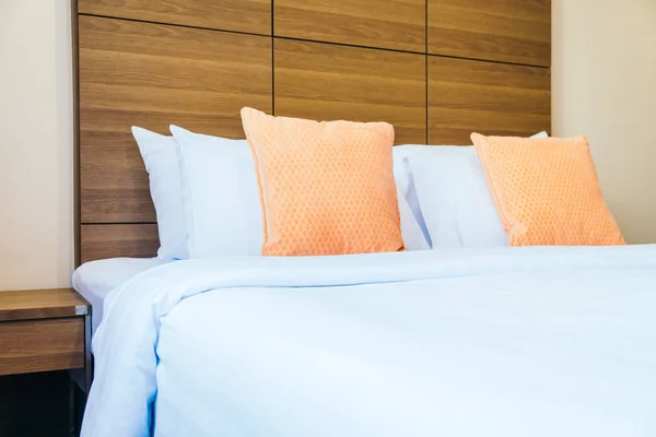 Комфортна Подушка Прикрасі Ліжка Інтер Готельного Номера — стокове фото