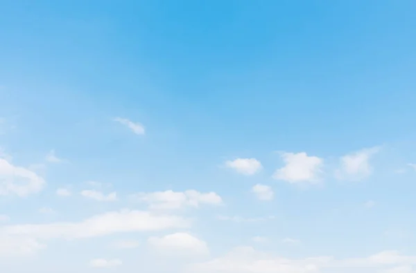 Bella Nuvola Bianca Sfondo Cielo Blu — Foto Stock