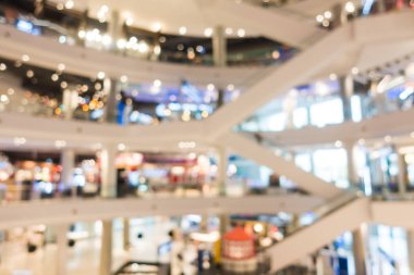 Arkaplan için mağaza içindeki soyut bulanıklık ve odaklanmış alışveriş merkezleri