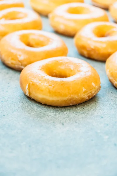 Postre Dulce Con Muchos Donuts Estilo Comida Poco Saludable —  Fotos de Stock