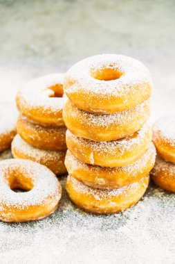 Şekerli tatlı birçok çörek ile