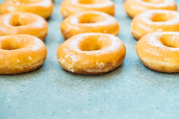 Postre Dulce Con Muchos Donuts Estilo Comida Poco Saludable —  Fotos de Stock