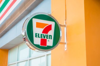 Nonthaburi, Tayland Jan 20 2018 7-11, kolaylık mağaza ve mağaza var Tayland franchies bir sürü