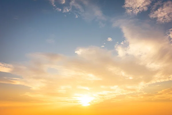 Sunset on sky with clouds — Stock Photo, Image