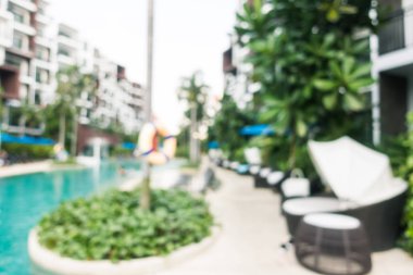 Soyut bulanıklık ve otel ve tatil ufuk yüzme havuzunda