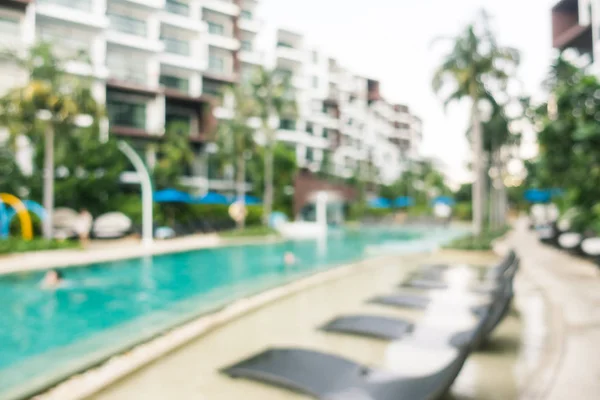 Borrão abstrato e piscina desfocada em hotel e resort — Fotografia de Stock