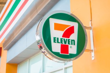 Nonthaburi, Tayland Jan 20 2018 7-11, kolaylık mağaza ve mağaza var Tayland franchies bir sürü