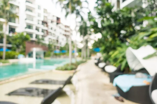 Абстрактная размытость и дефокусированный бассейн в отеле и курорте — стоковое фото