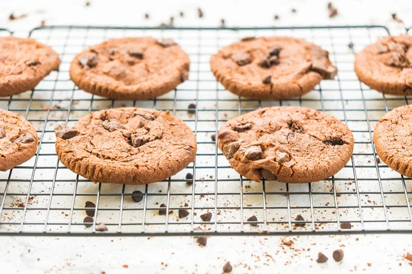 Chocolate chip cookies — Stock Photo, Image