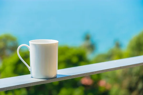 White Coffee Cup Sea View Copy Space — Stock Photo, Image