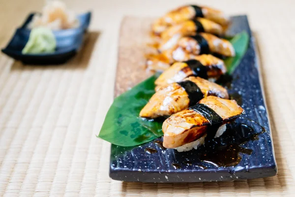 Foie Gras Sushi Setat Farfurie Stil Alimentar Japonez — Fotografie, imagine de stoc