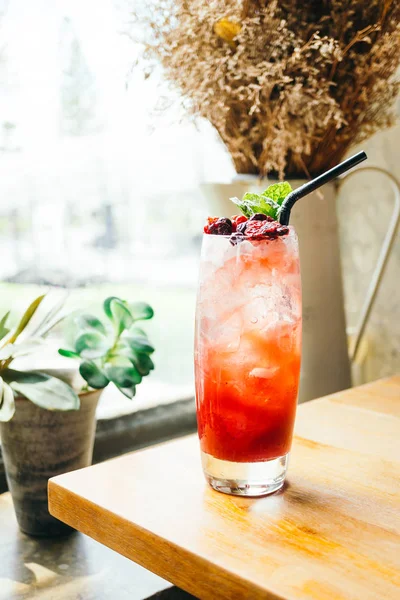 Berry cocktails — Stock Photo, Image
