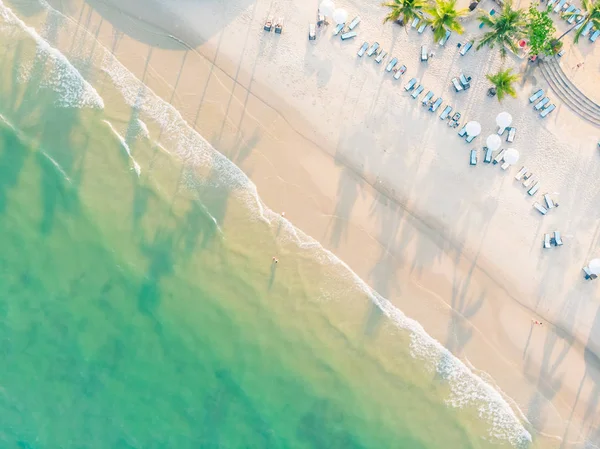 Vista aérea de la playa y el mar — Foto de Stock