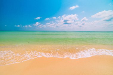 Güzel cennet tropikal plaj ve deniz