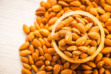 Badem fındık ahşap kase