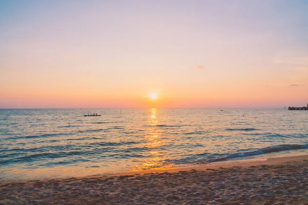 Puesta de sol con mar — Foto de Stock