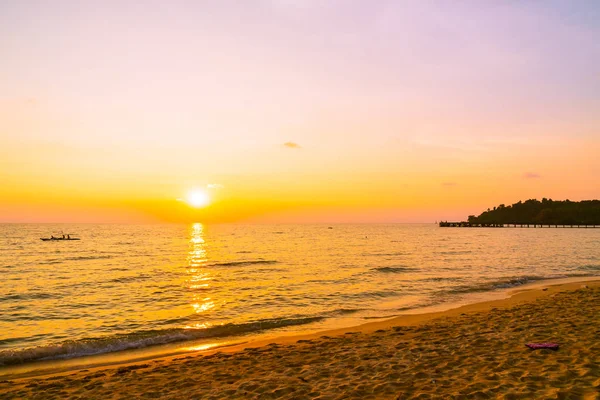 Sonnenuntergang mit Meer — Stockfoto