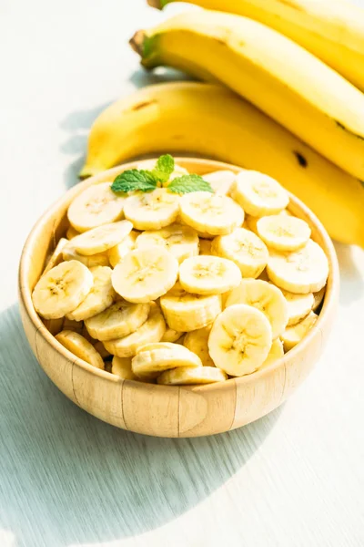 Raw Yellow Banana Fruit Slices Wooden Bowl — Stock Photo, Image