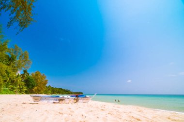 Güzel Cennet plaj ve Deniz kanosu tekne ile