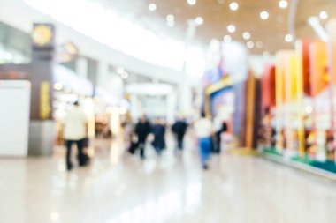 Soyut bulanıklık ve Havaalanı yolcu trans için terminal defocused