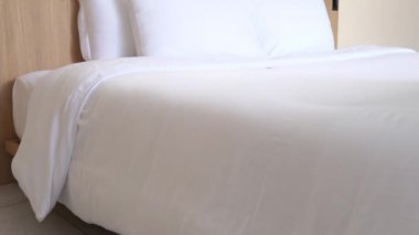 otel yatak odası lüks iç görüntüleri