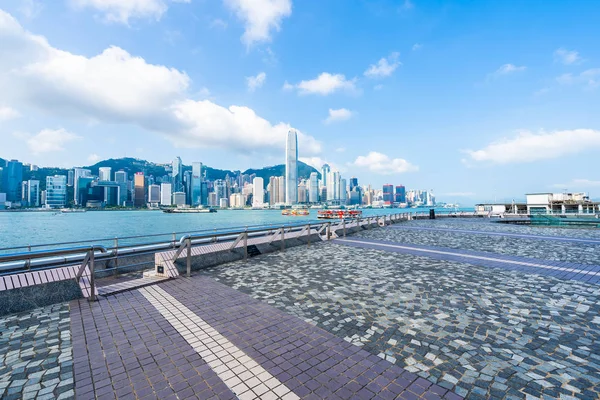 Bella architettura edificio esterno paesaggio urbano di Hong Kong — Foto Stock