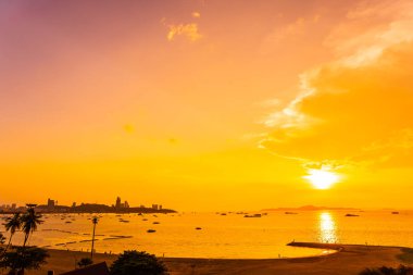 Tayland 'ın Pattaya şehrinin etrafındaki güzel deniz manzarası