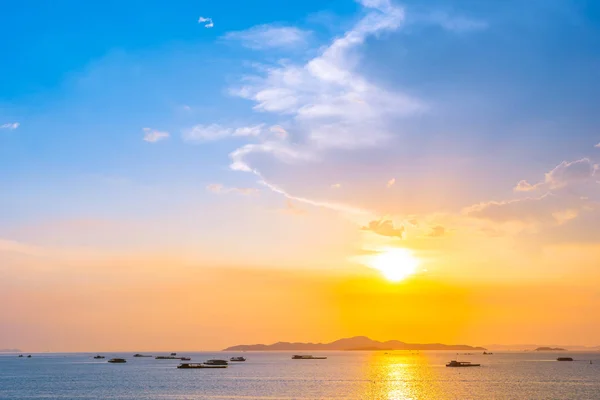 Hermoso paisaje de mar alrededor de la ciudad de Pattaya en Tailandia — Foto de Stock