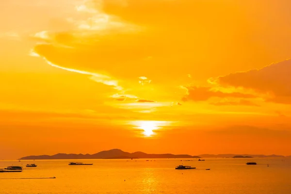 Hermoso paisaje de mar alrededor de la ciudad de Pattaya en Tailandia — Foto de Stock