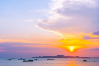 Tayland 'ın Pattaya şehrinin etrafındaki güzel deniz manzarası