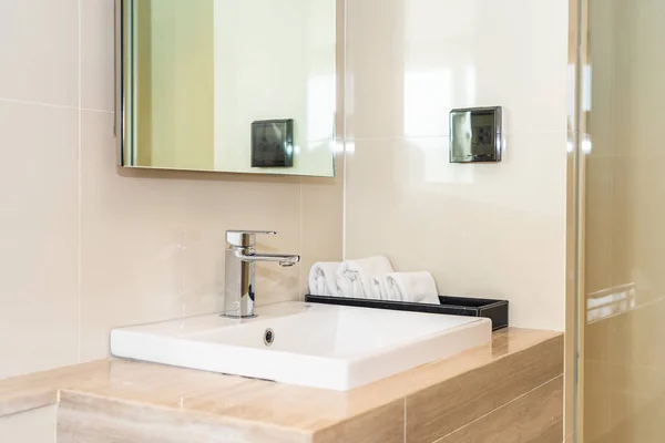 Water faucet Sink decoration in bathroom — Stock Photo, Image