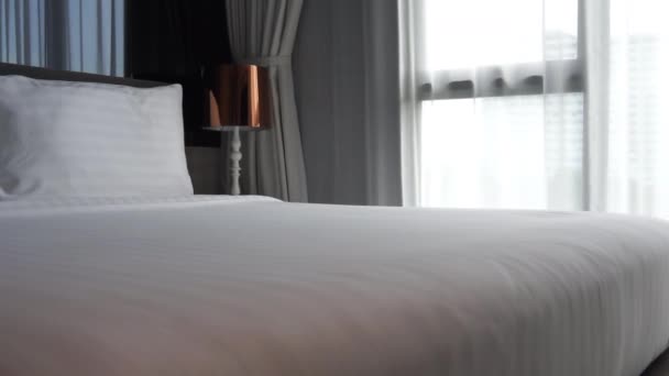 Beeldmateriaal Van Luxe Ingerichte Slaapkamer Hotel — Stockvideo