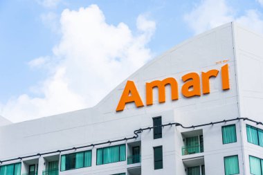 Pattaya Tayland - 25 Ekim 2019: Bui üzerinde Amari Otel tabelası