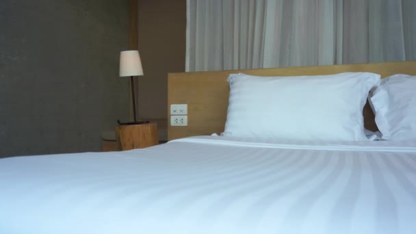 Imágenes Del Dormitorio Amueblado Lujo Hotel — Vídeos de Stock