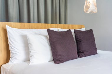 Beyaz yastık Yatak Dekorasyon iç