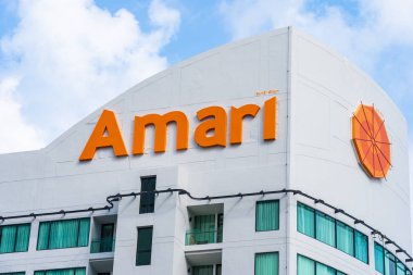 Pattaya Tayland - 25 Ekim 2019: Bui üzerinde Amari Otel tabelası