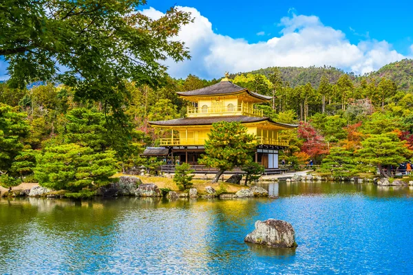 Mooie Kinkakuji tempel met golden Pavilion in Kyoto japan — Stockfoto