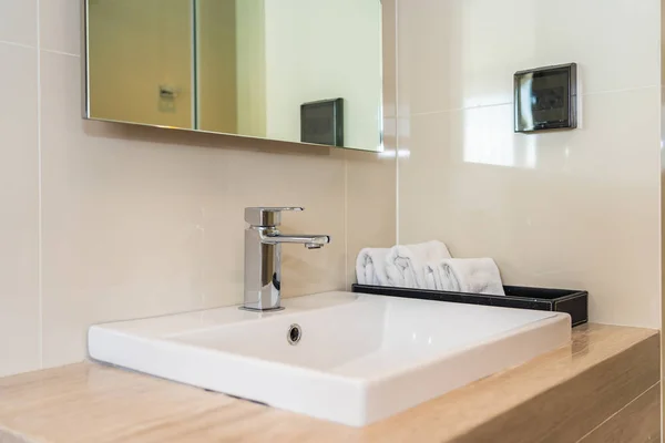 Water faucet Sink decoration in bathroom — Stock Photo, Image