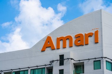 Pattaya Tayland - 25 Ekim 2019: Bui üzerinde Amari Otel tabelası