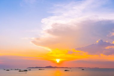 Tayland 'ın Pattaya şehrinin etrafındaki güzel deniz manzarası