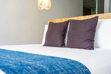 Beyaz yastık Yatak Dekorasyon iç