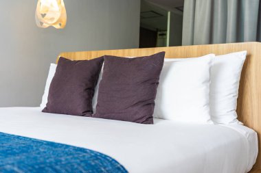 Beyaz yastık Yatak Dekorasyon iç