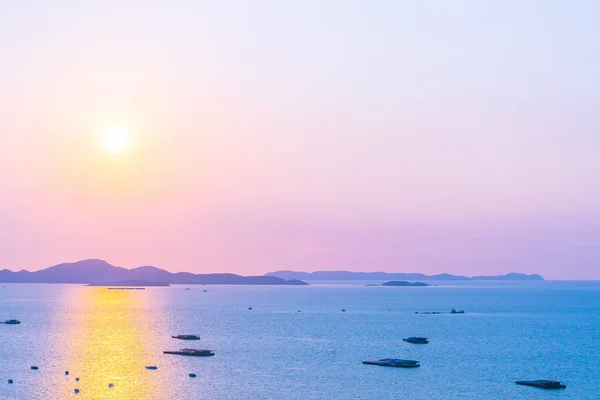 Hermoso paisaje de mar alrededor de la ciudad de Pattaya en Tailandia — Foto de Stock