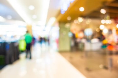 Mağazanın içindeki soyut bulanık alışveriş merkezi